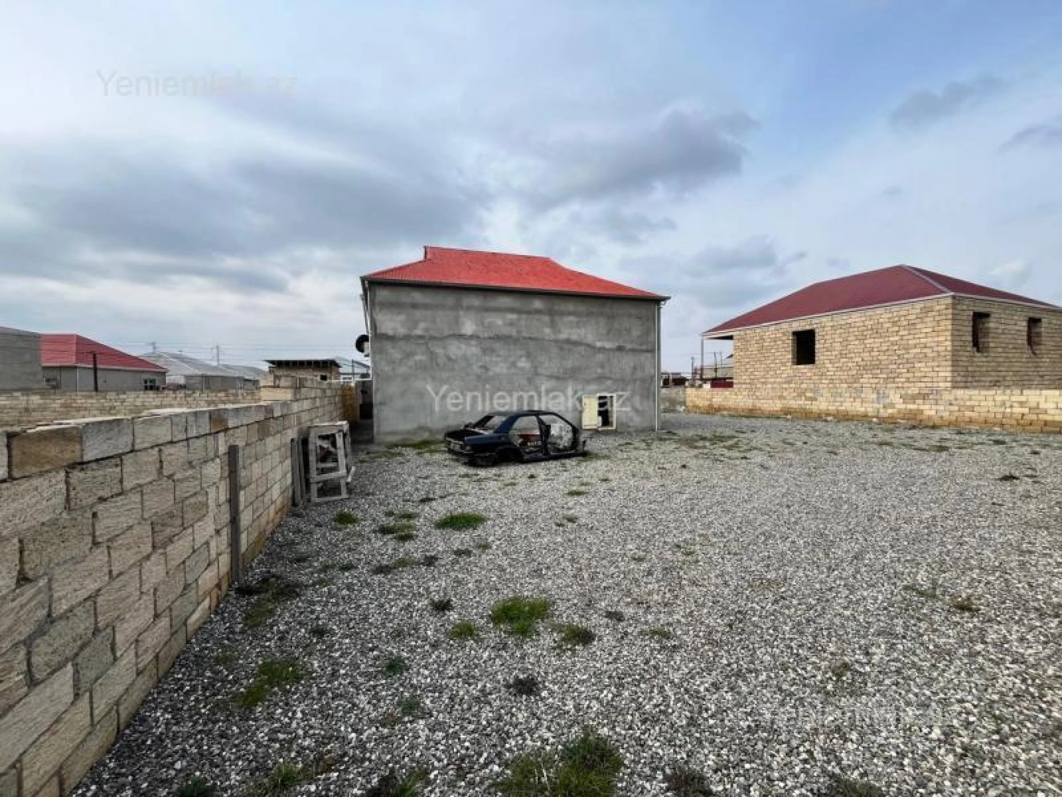 Satılır 3 otaqlı həyət evi 100 m²