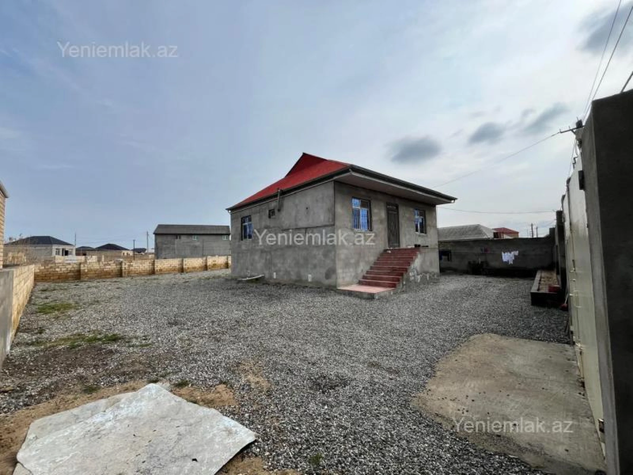 Satılır 3 otaqlı həyət evi 100 m²