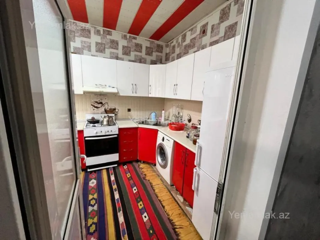 Satılır 3 otaqlı həyət evi 100 m²