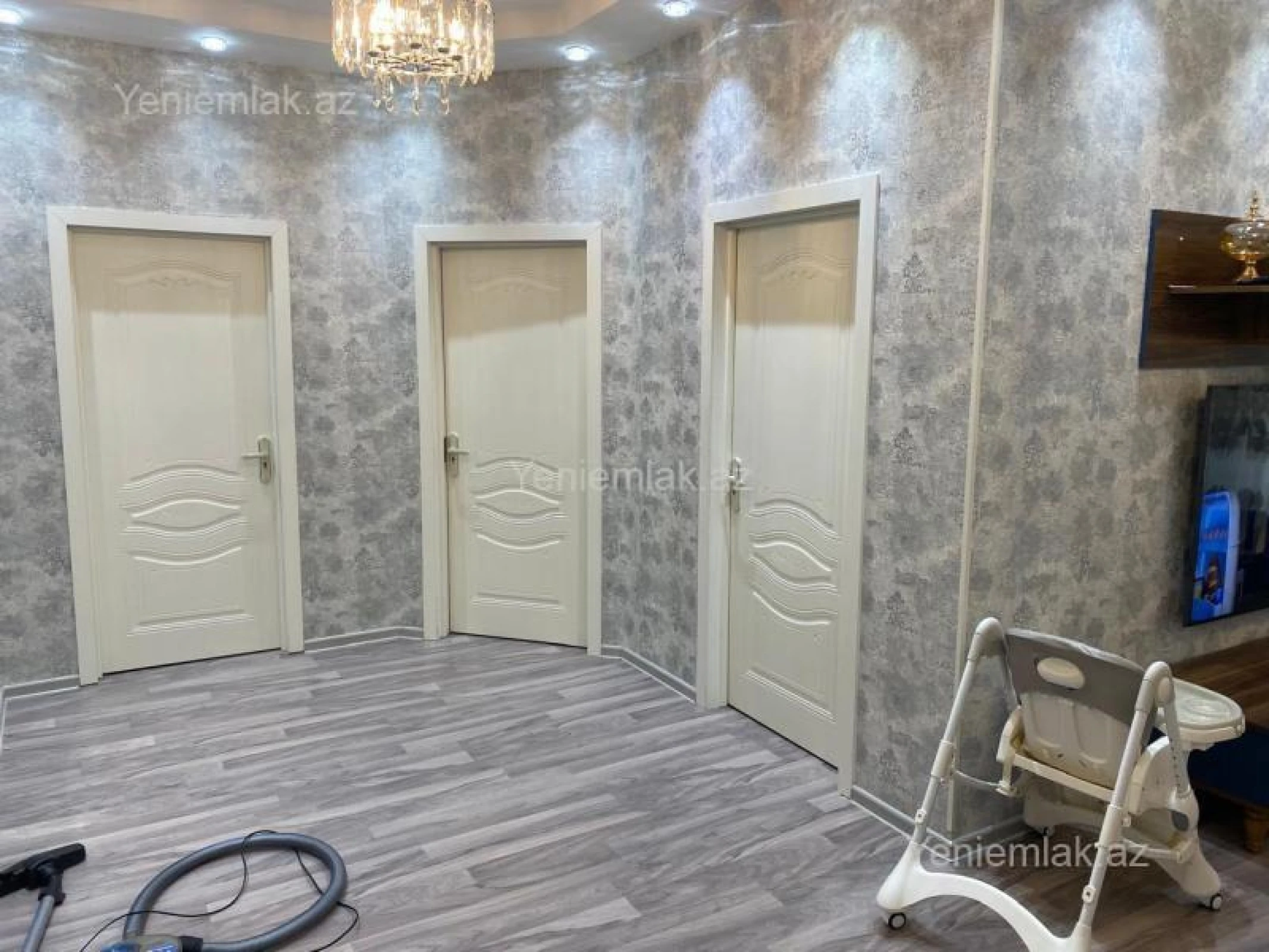Kirayə verilir 4 otaqlı yeni tikili 148 m²