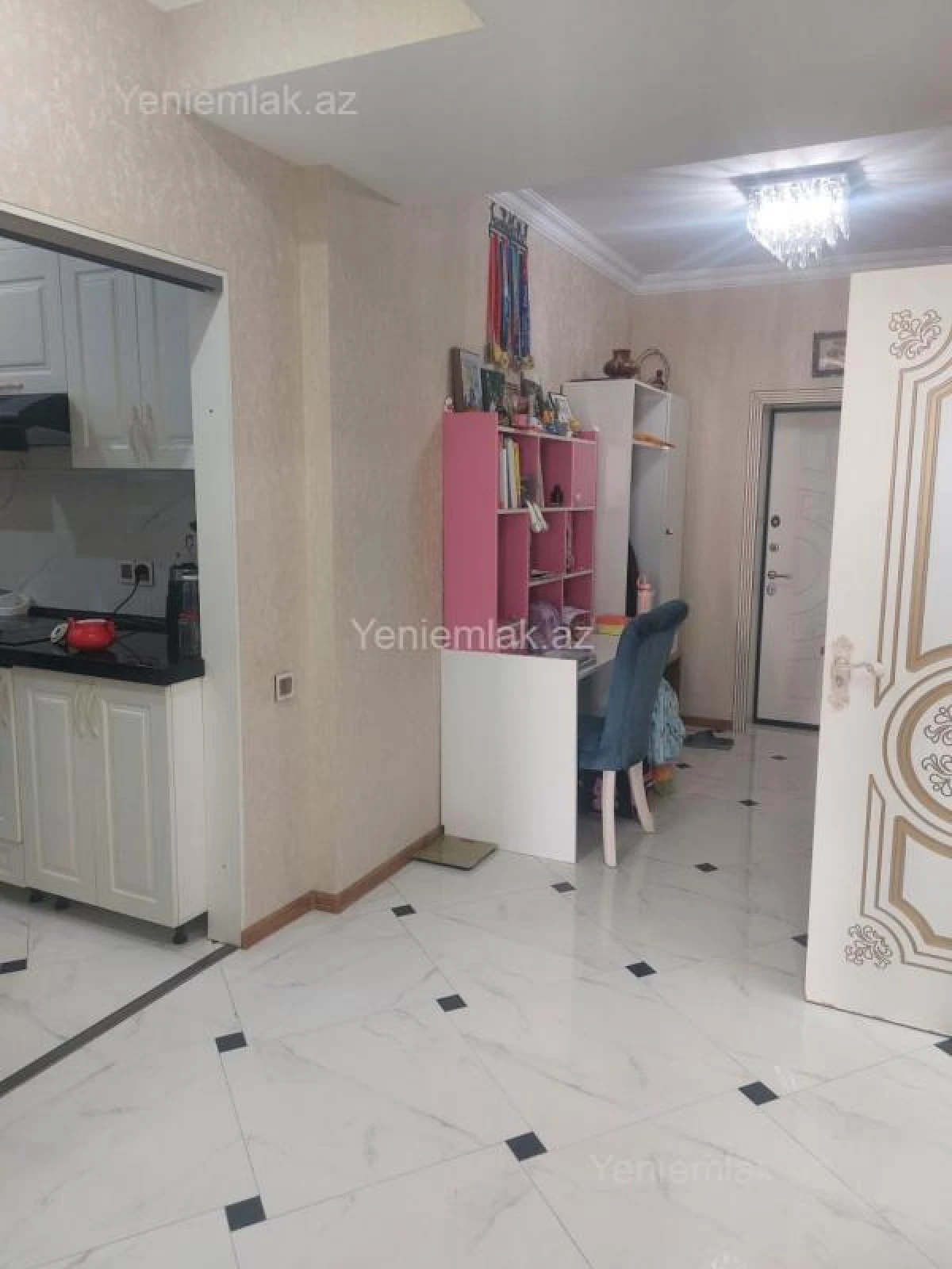 Satılır 2 otaqlı yeni tikili 74 m²