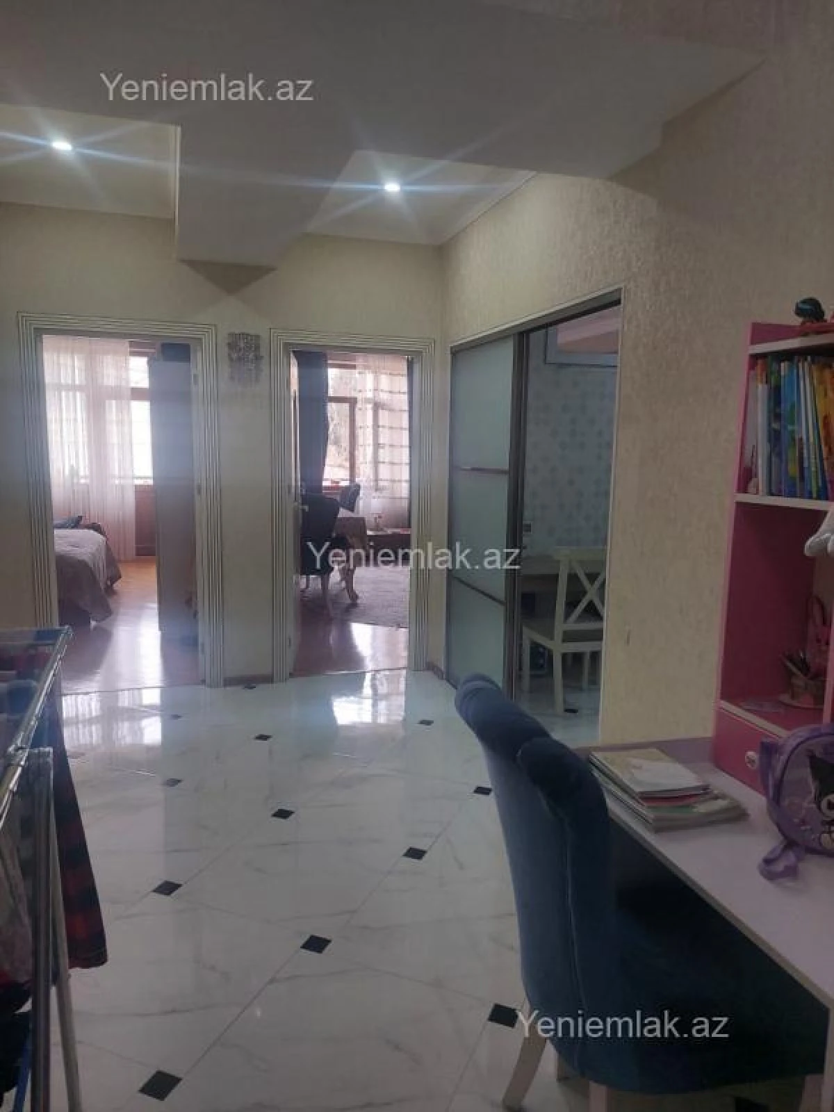 Satılır 2 otaqlı yeni tikili 74 m²