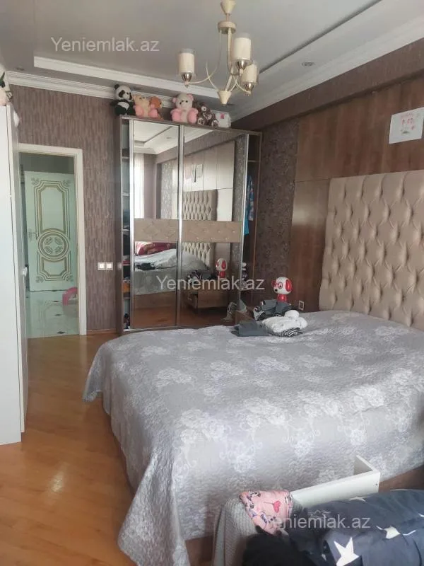 Satılır 2 otaqlı yeni tikili 74 m²