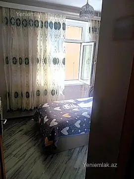 Satılır 2 otaqlı köhnə tikili 45 m²