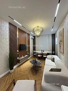 Satılır 2 otaqlı köhnə tikili 50 m²