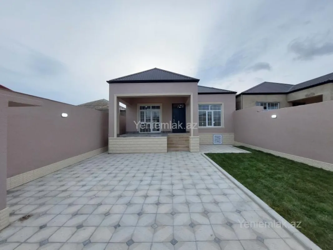 Satılır 4 otaqlı həyət evi 120 m²