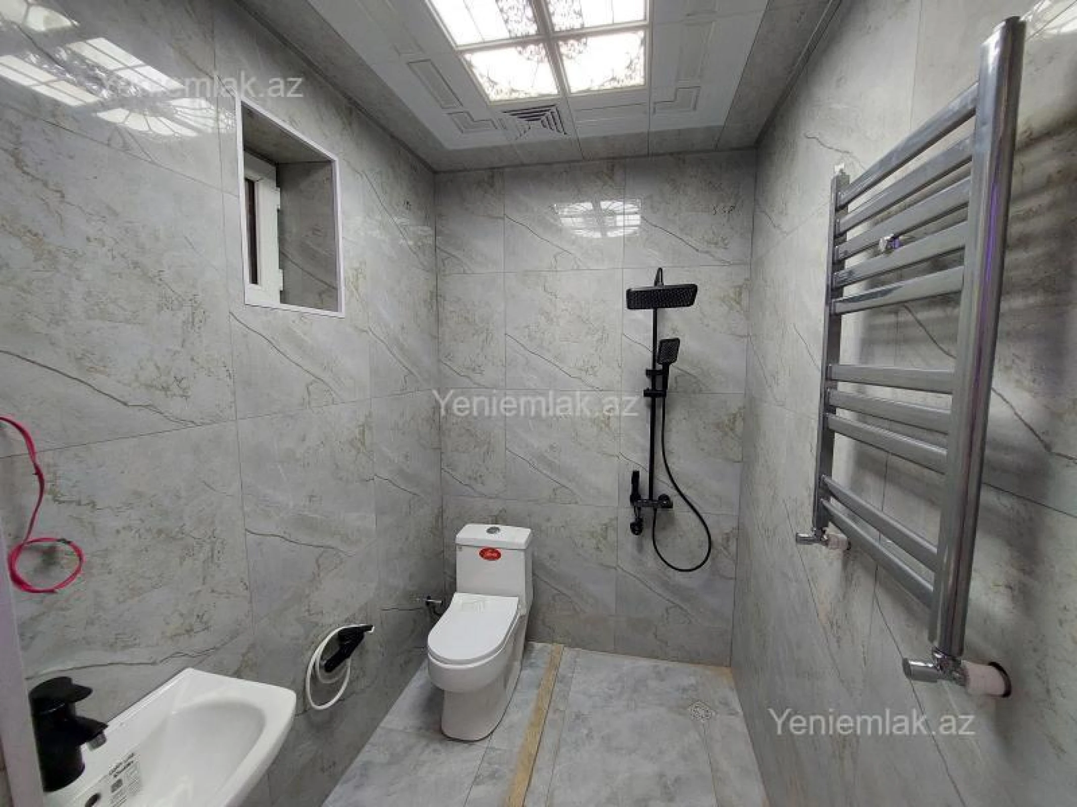 Satılır 4 otaqlı həyət evi 120 m²
