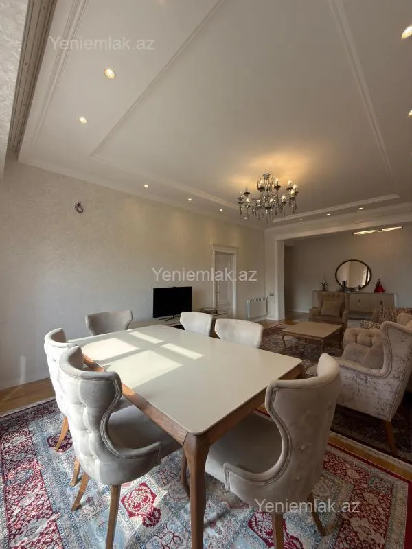 Satılır 3 otaqlı yeni tikili 114 m²