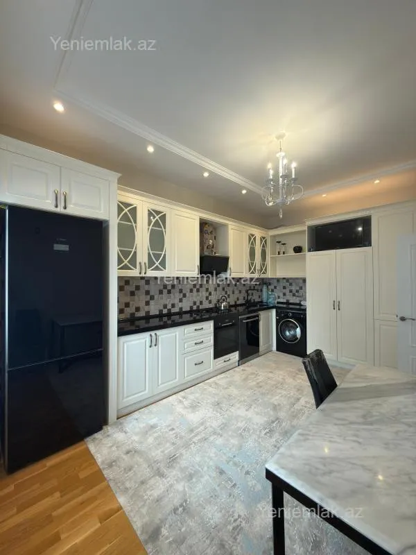 Satılır 3 otaqlı yeni tikili 114 m²