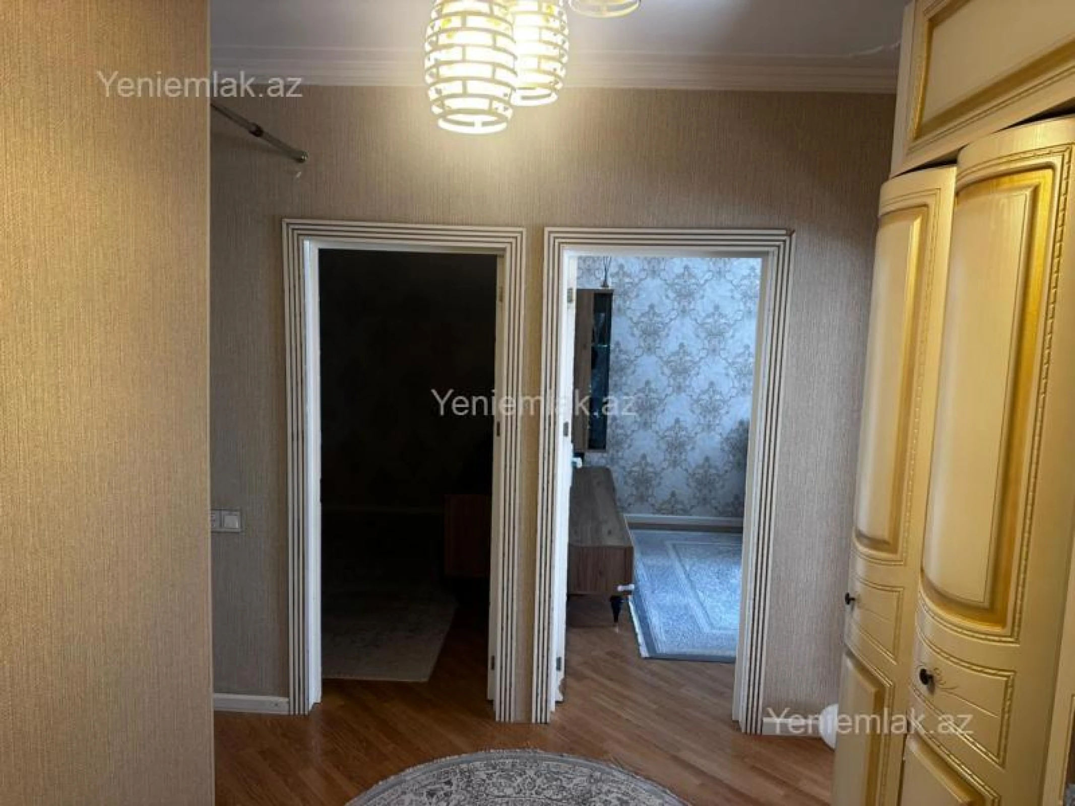 Satılır 4 otaqlı köhnə tikili 110 m²