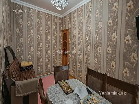 Satılır 3 otaqlı köhnə tikili 80 m²