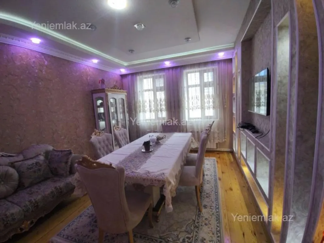 Satılır 1 otaqlı həyət evi 120 m²