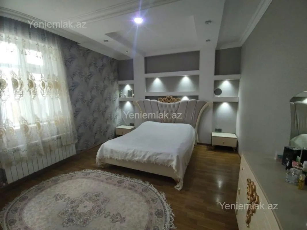 Satılır 1 otaqlı həyət evi 120 m²
