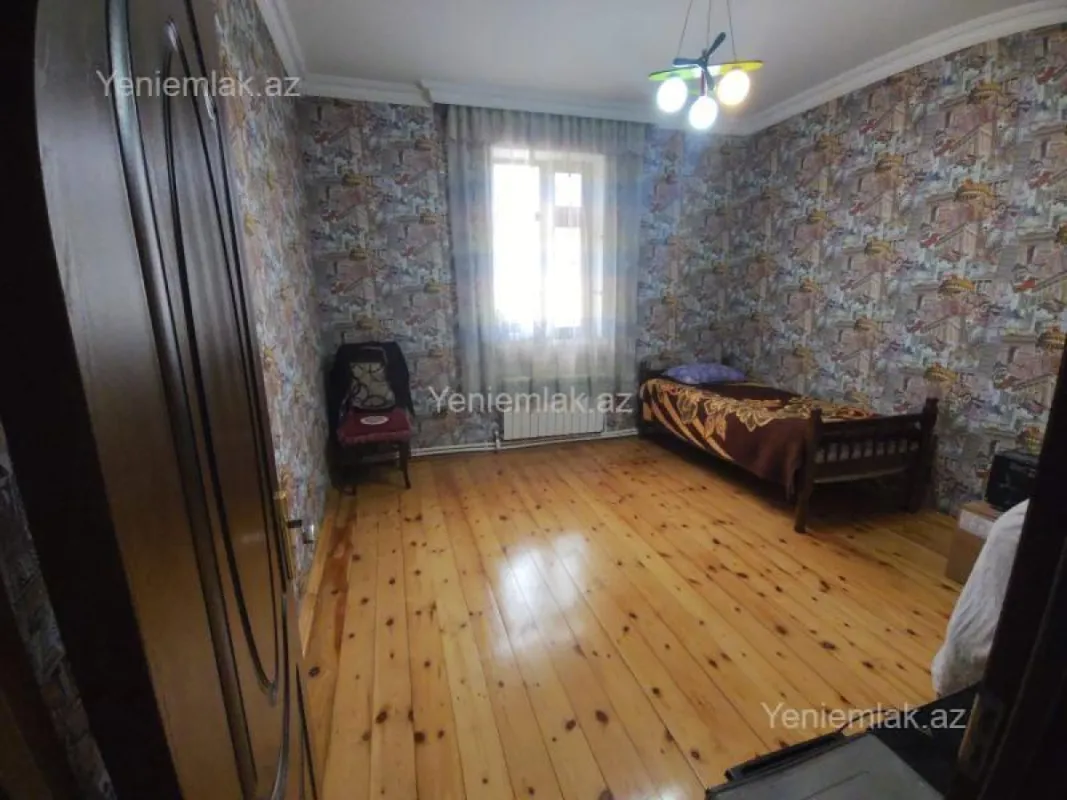 Satılır 1 otaqlı həyət evi 120 m²