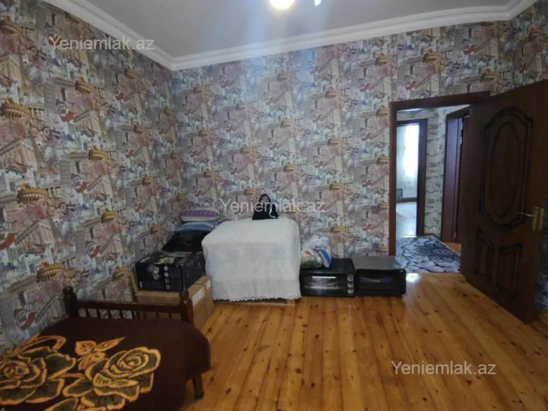 Satılır 1 otaqlı həyət evi 120 m²