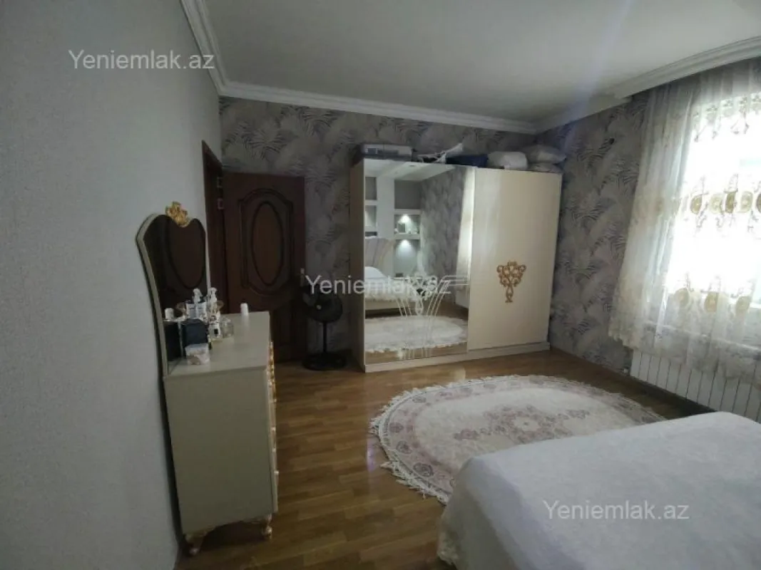 Satılır 1 otaqlı həyət evi 120 m²