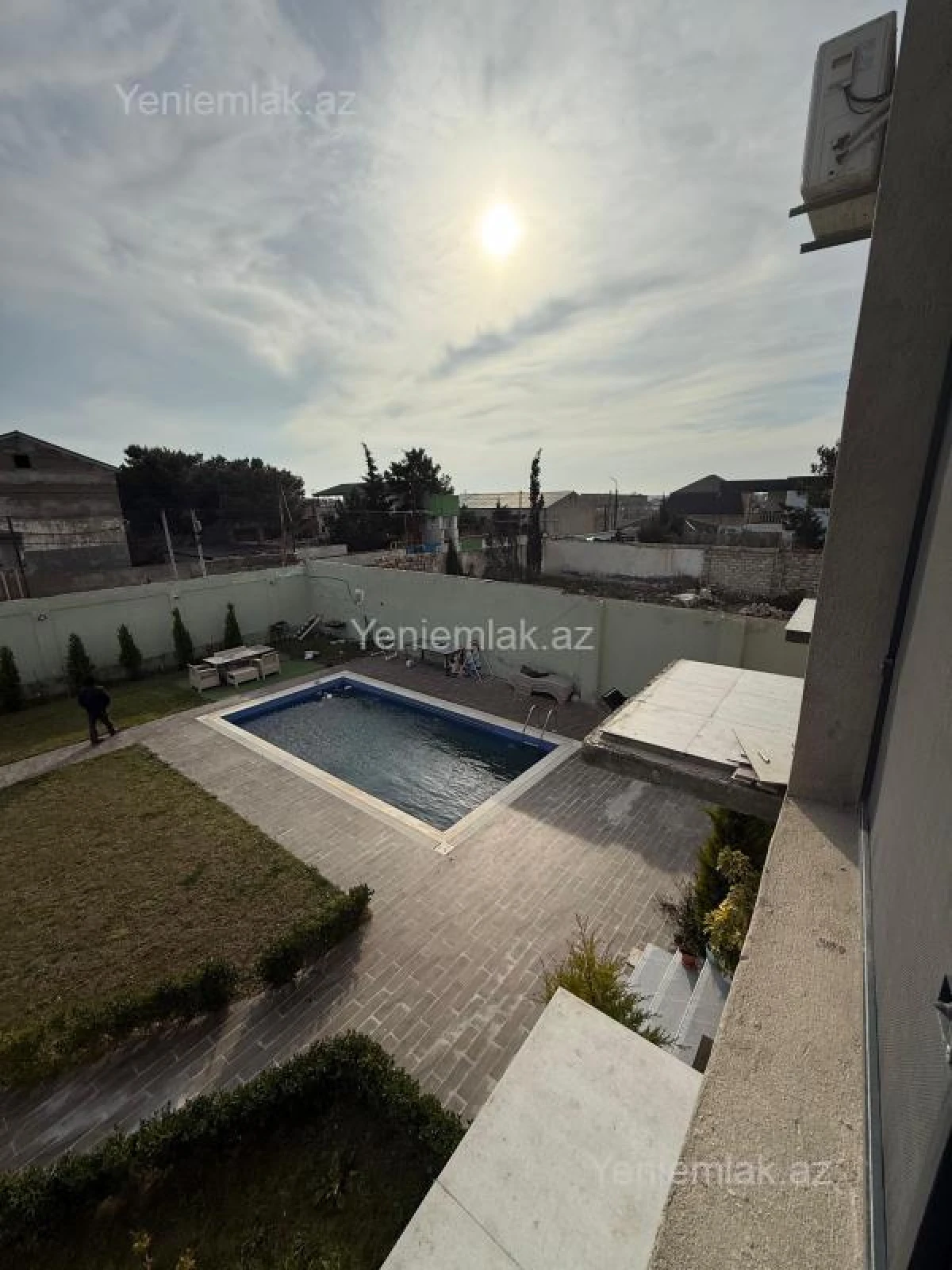 Satılır 5 otaqlı həyət evi 309 m²
