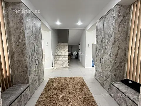 Satılır 5 otaqlı həyət evi 309 m²
