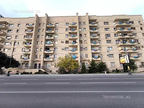 Satılır 3 otaqlı köhnə tikili 100 m² — Bakı, Xətai 3 otaq 100.00 m²