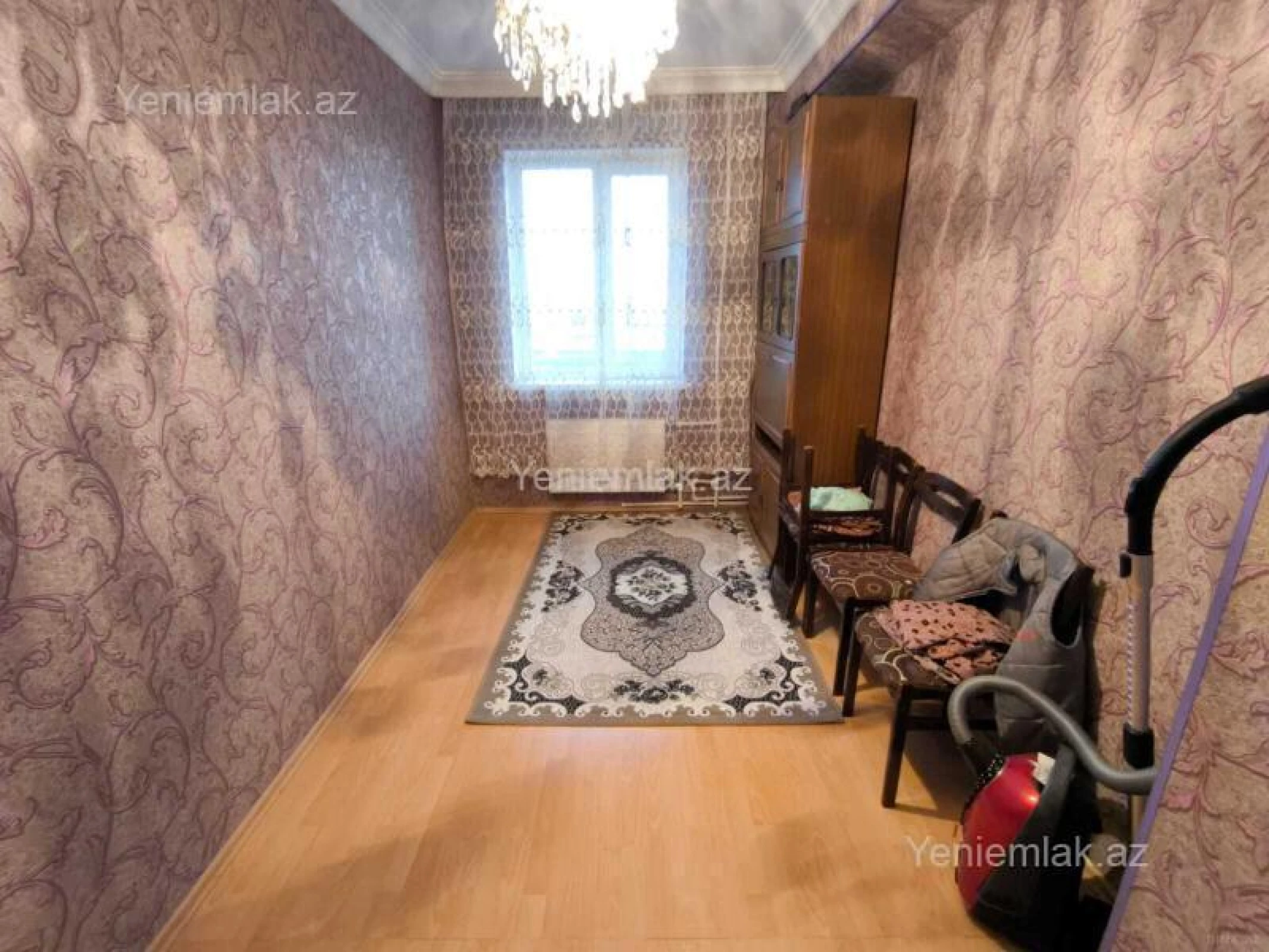 Satılır 3 otaqlı köhnə tikili 100 m²