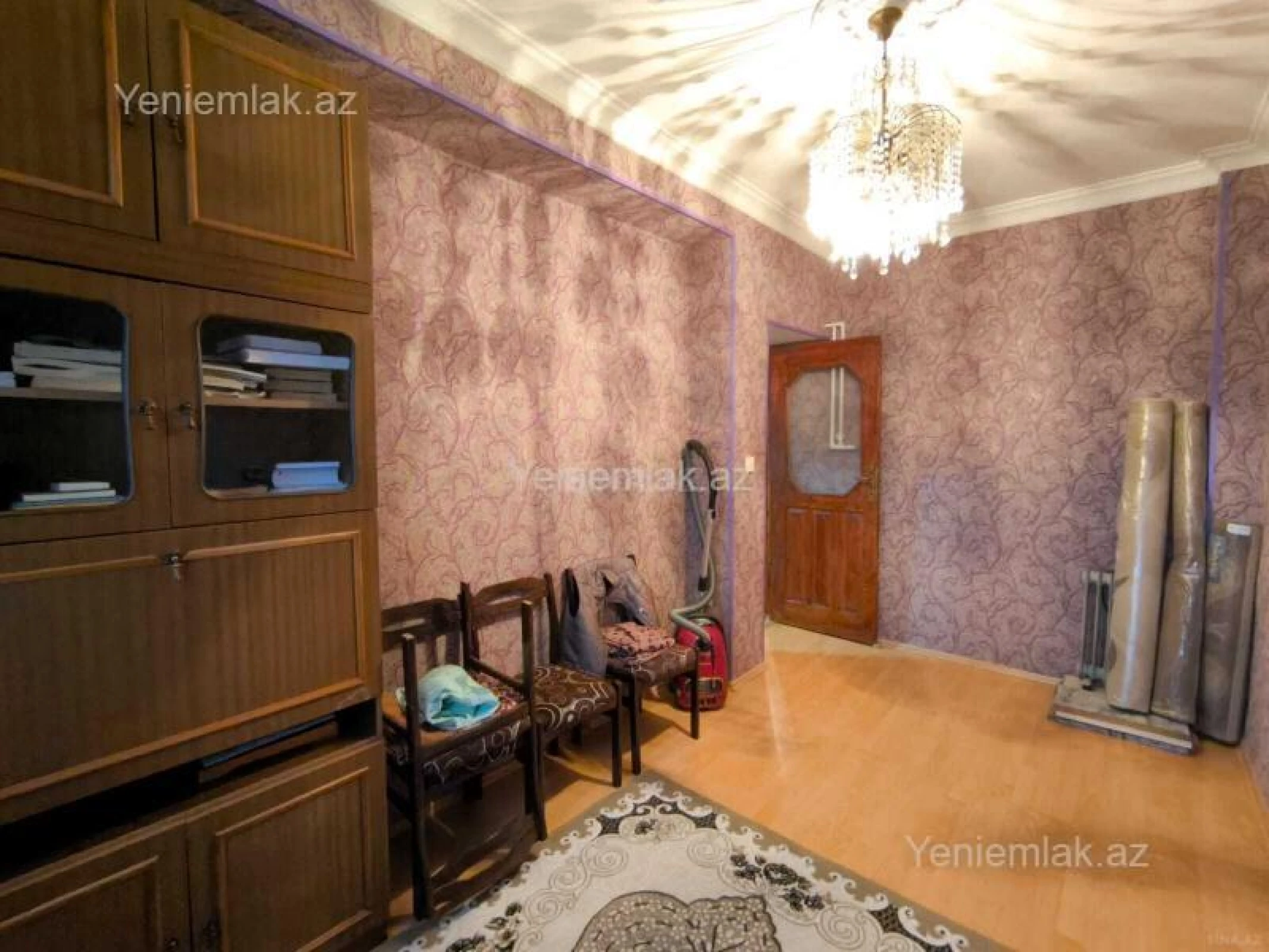 Satılır 3 otaqlı köhnə tikili 100 m²