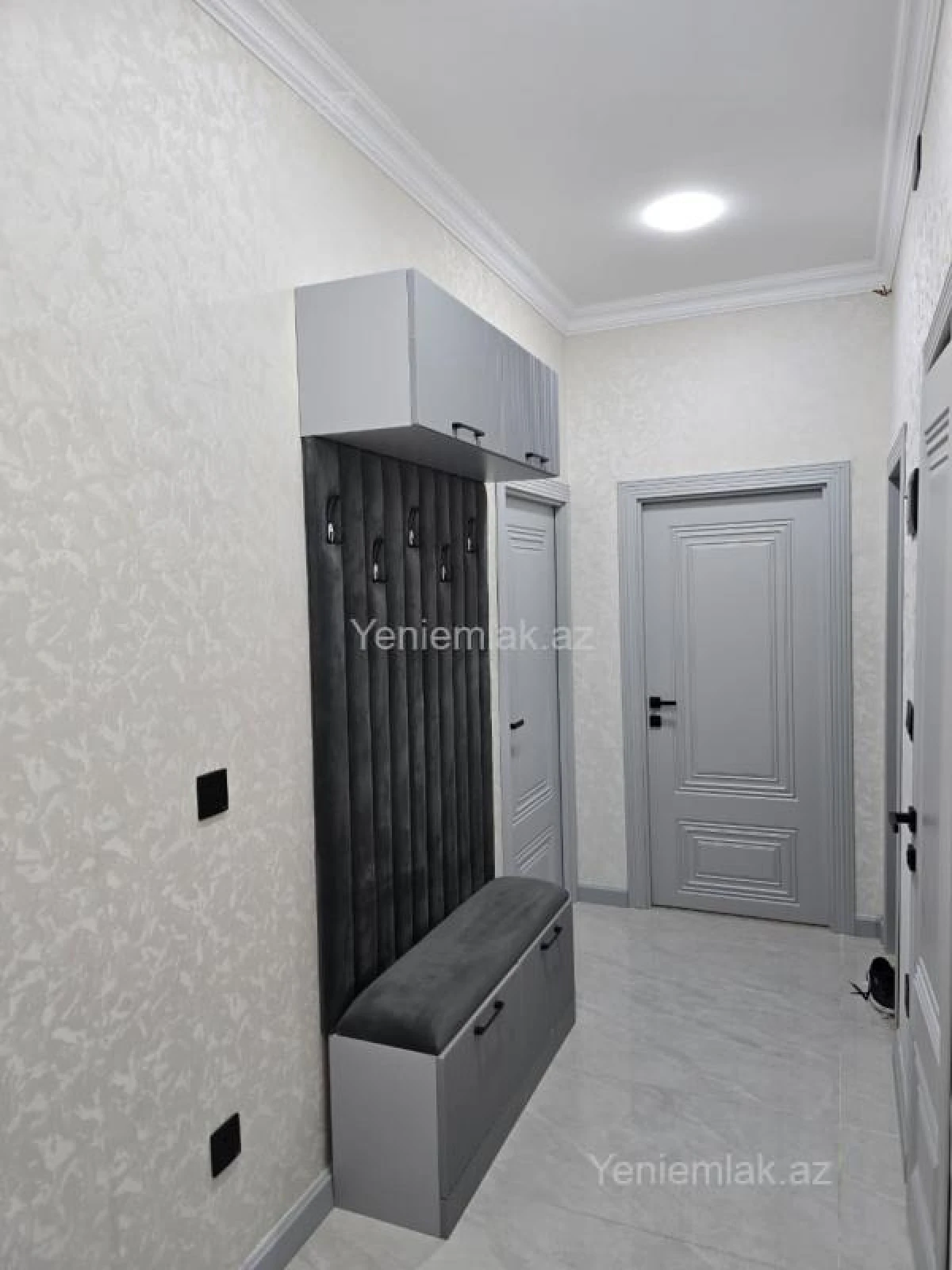 Satılır 2 otaqlı köhnə tikili 55 m²