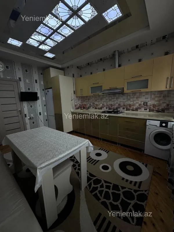 Satılır 3 otaqlı yeni tikili 115 m²