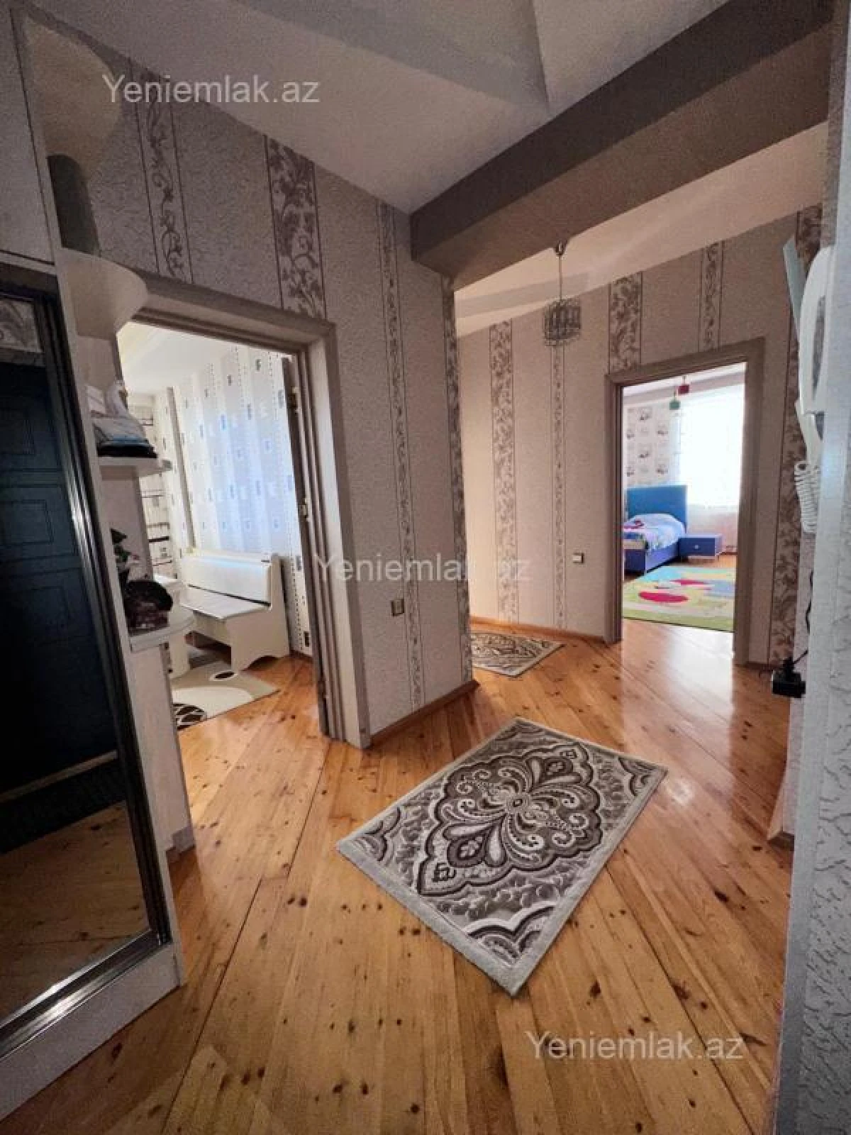 Satılır 3 otaqlı yeni tikili 115 m²