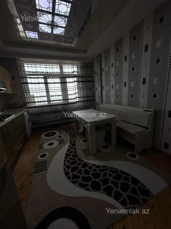 Satılır 3 otaqlı yeni tikili 115 m²