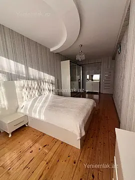 Satılır 3 otaqlı yeni tikili 115 m²