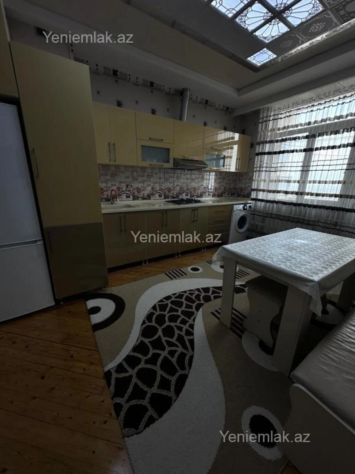 Satılır 3 otaqlı yeni tikili 115 m²