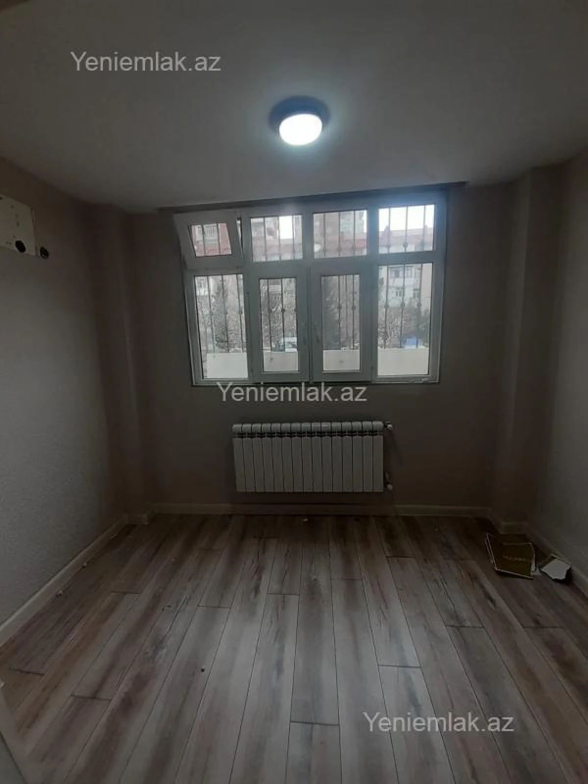 Satılır 3 otaqlı köhnə tikili 75 m²