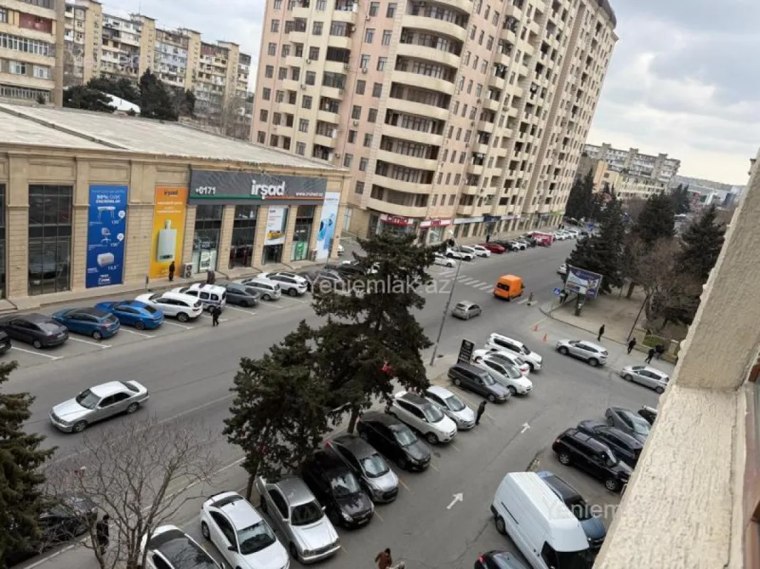 Satılır 3 otaqlı yeni tikili 94 m²