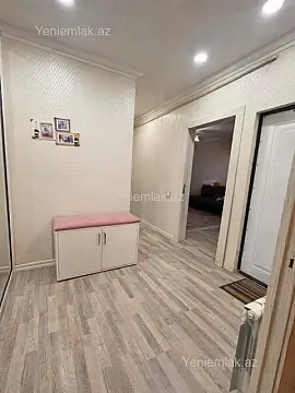 Satılır 2 otaqlı köhnə tikili 60 m²