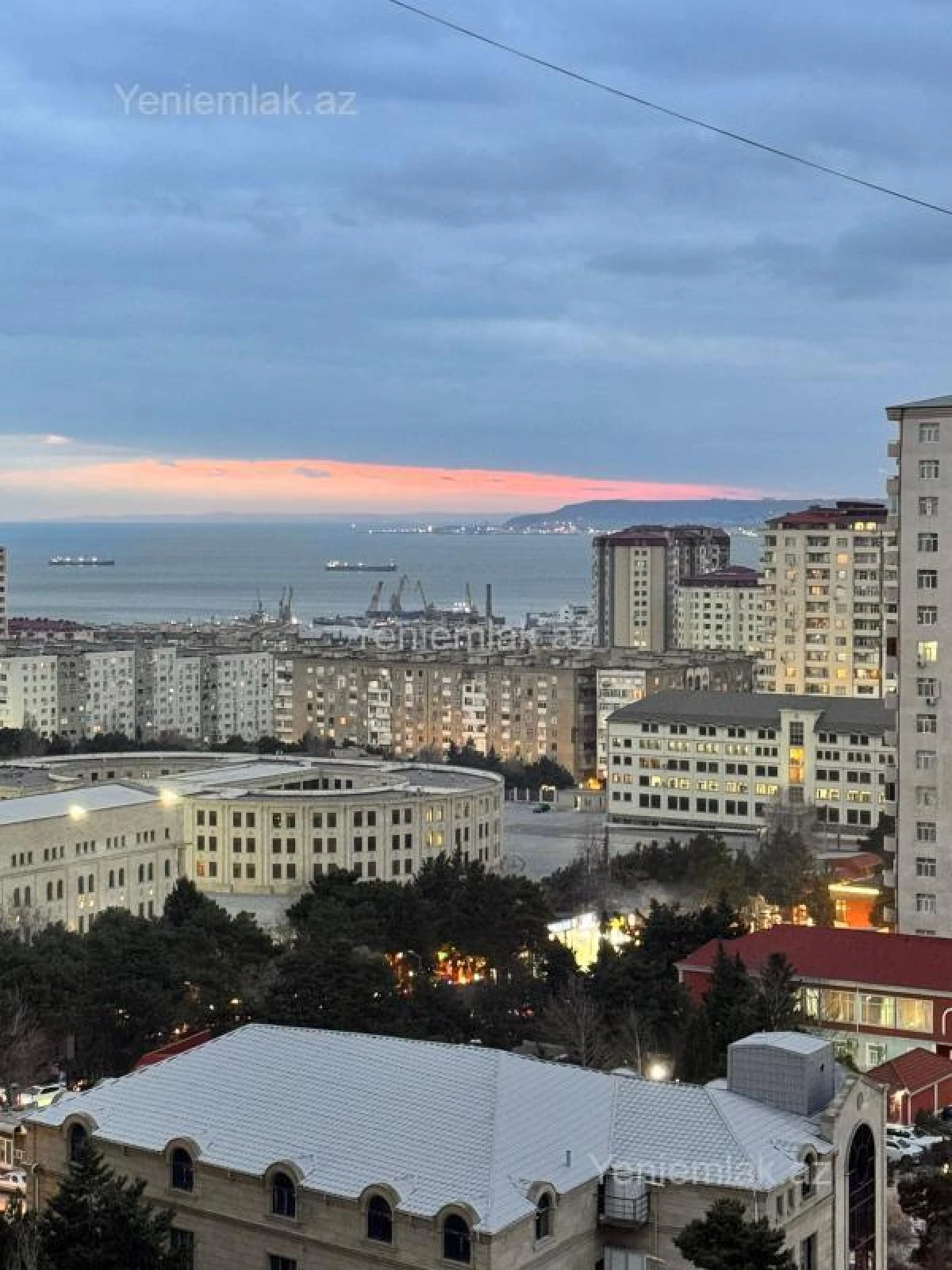 Satılır 2 otaqlı köhnə tikili 60 m²