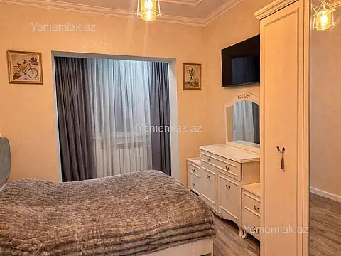 Satılır 2 otaqlı köhnə tikili 60 m²