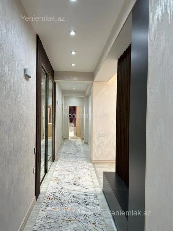 Satılır 3 otaqlı yeni tikili 112 m²