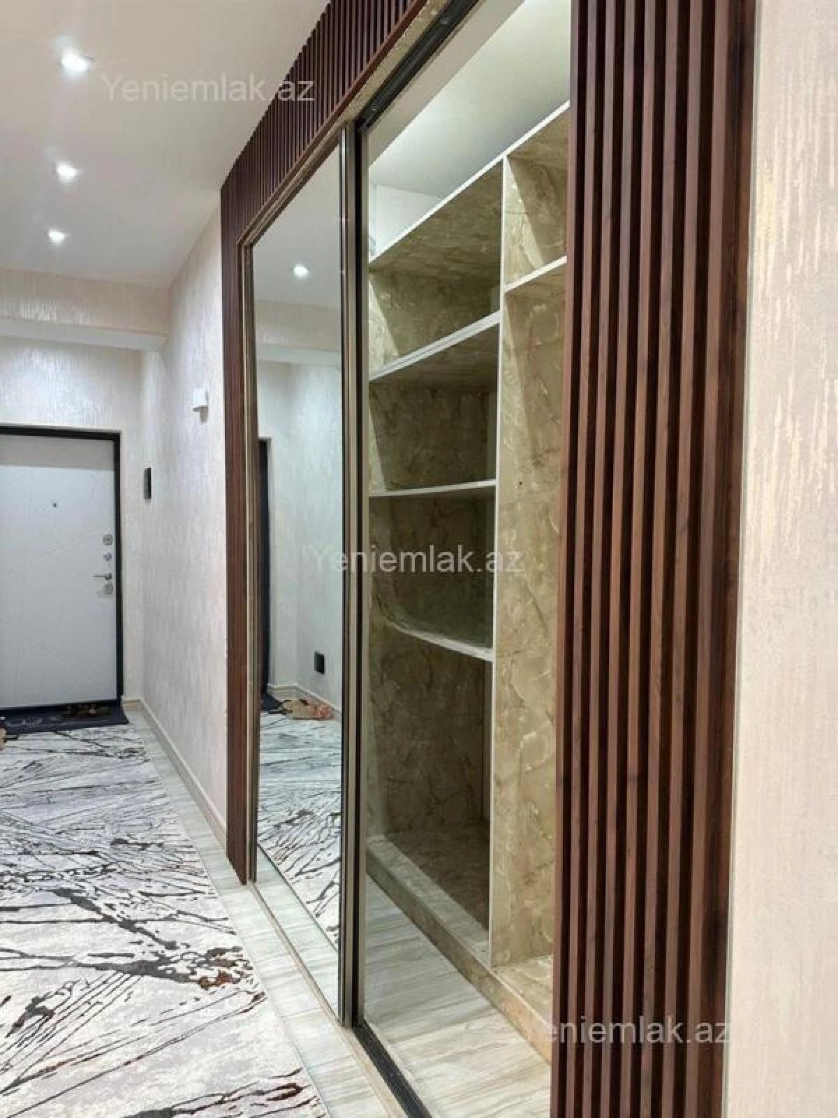 Satılır 3 otaqlı yeni tikili 112 m²