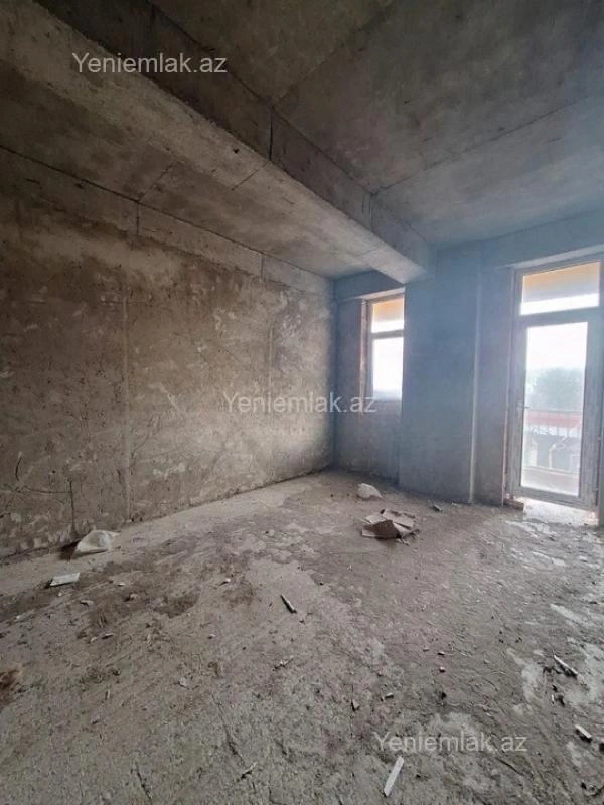 Satılır 3 otaqlı yeni tikili 130 m²