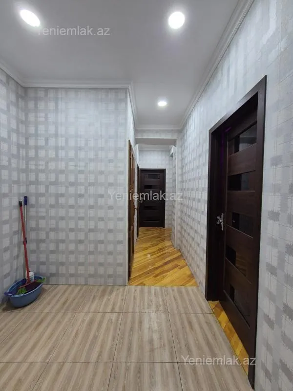 Satılır 2 otaqlı yeni tikili 75 m²