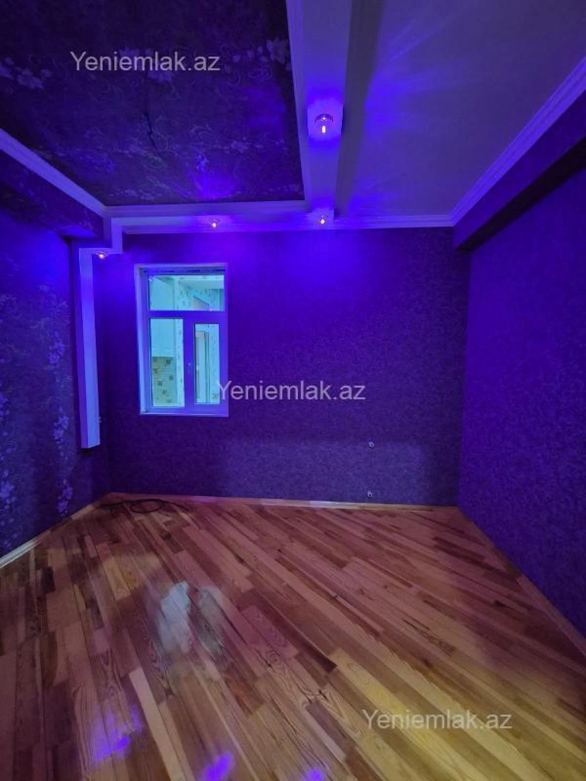 Satılır 2 otaqlı yeni tikili 75 m²