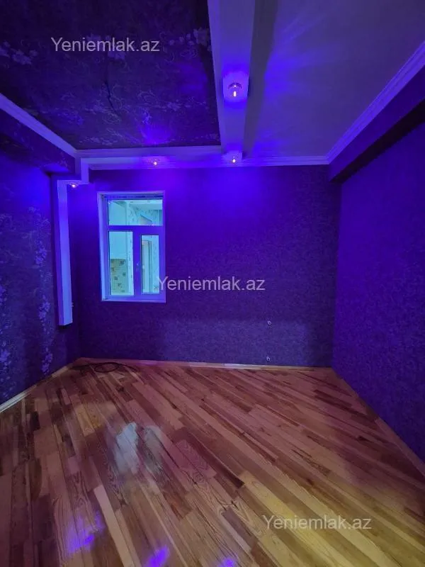 Satılır 2 otaqlı yeni tikili 75 m²