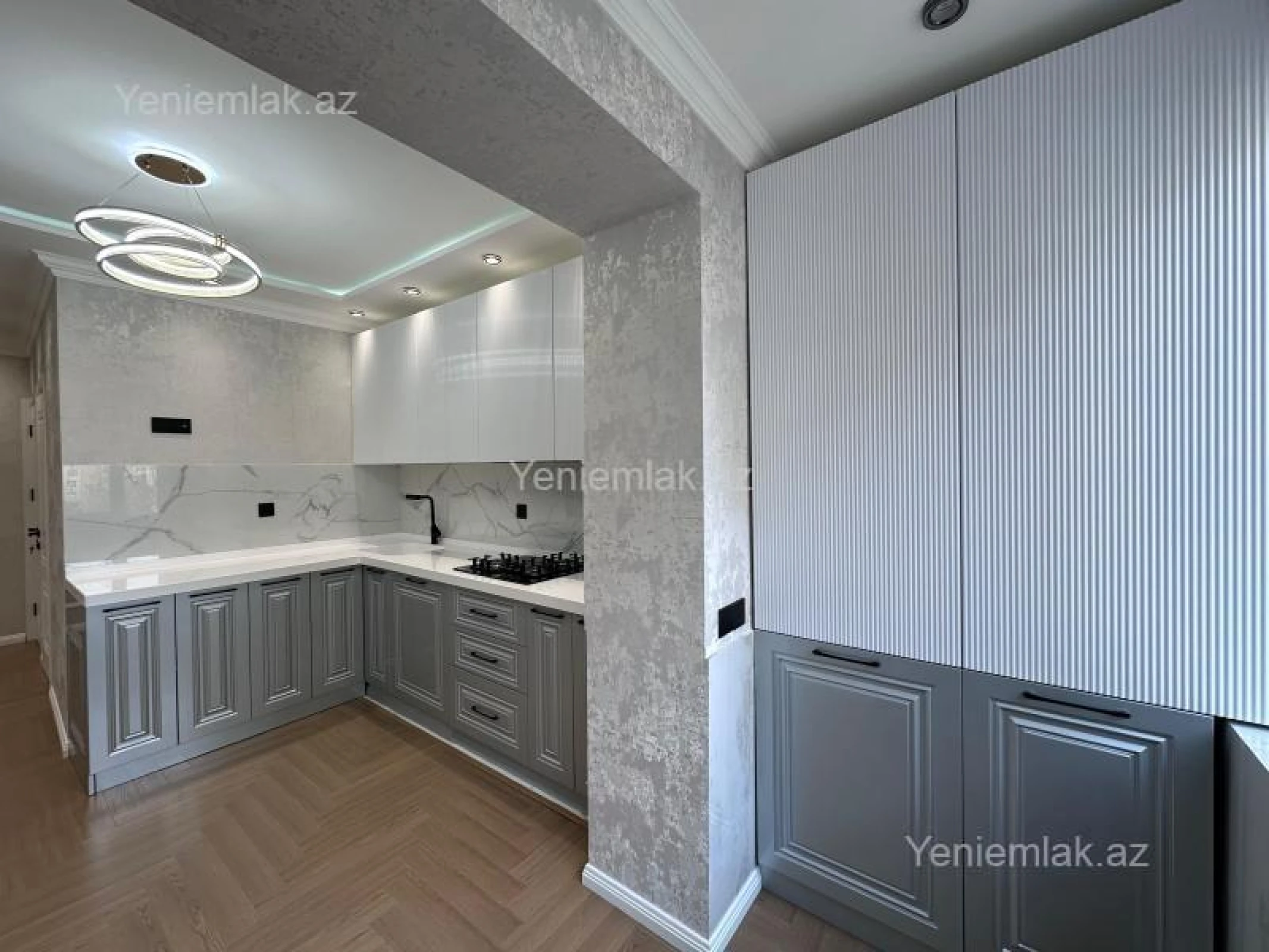 Satılır 3 otaqlı köhnə tikili 80 m²