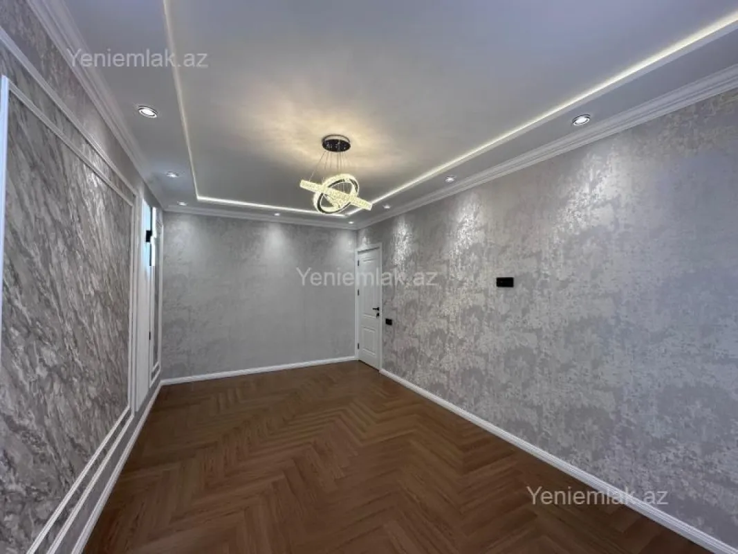 Satılır 3 otaqlı köhnə tikili 80 m²