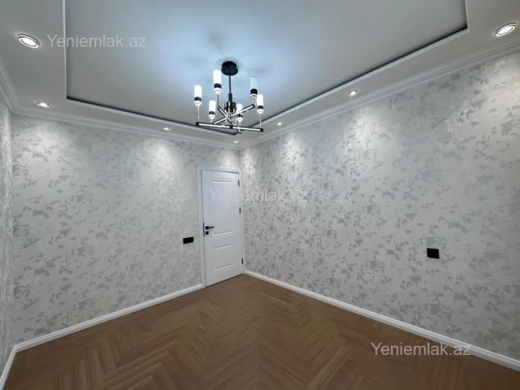 Satılır 3 otaqlı köhnə tikili 80 m²