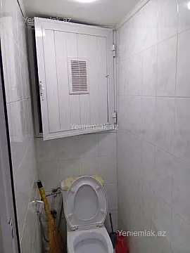Satılır 2 otaqlı köhnə tikili 51 m²