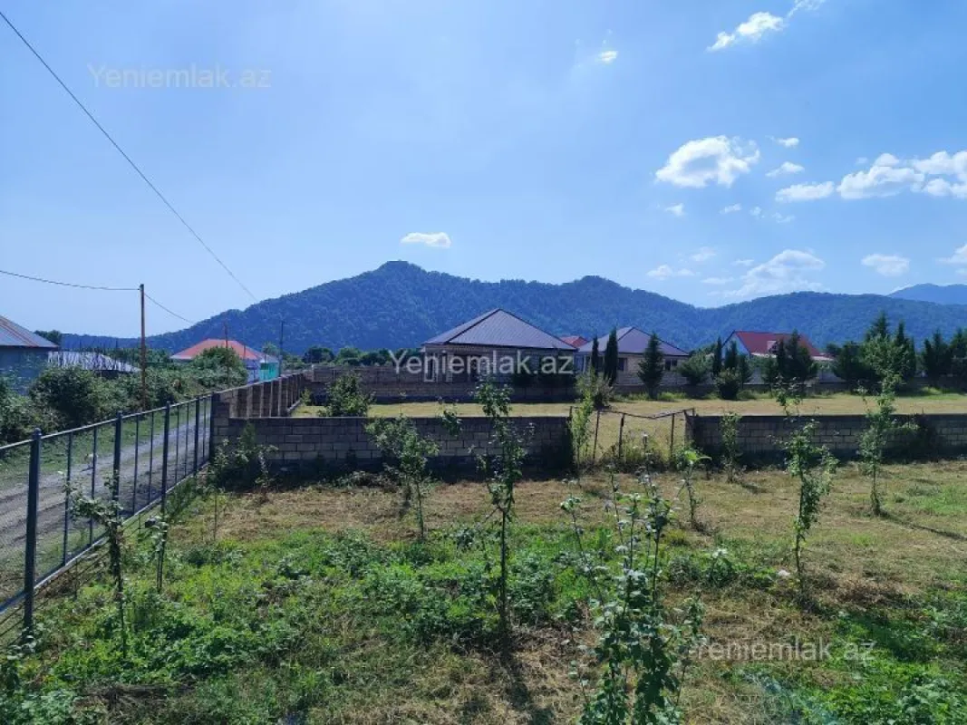 Satılır 3 otaqlı həyət evi 100 m²