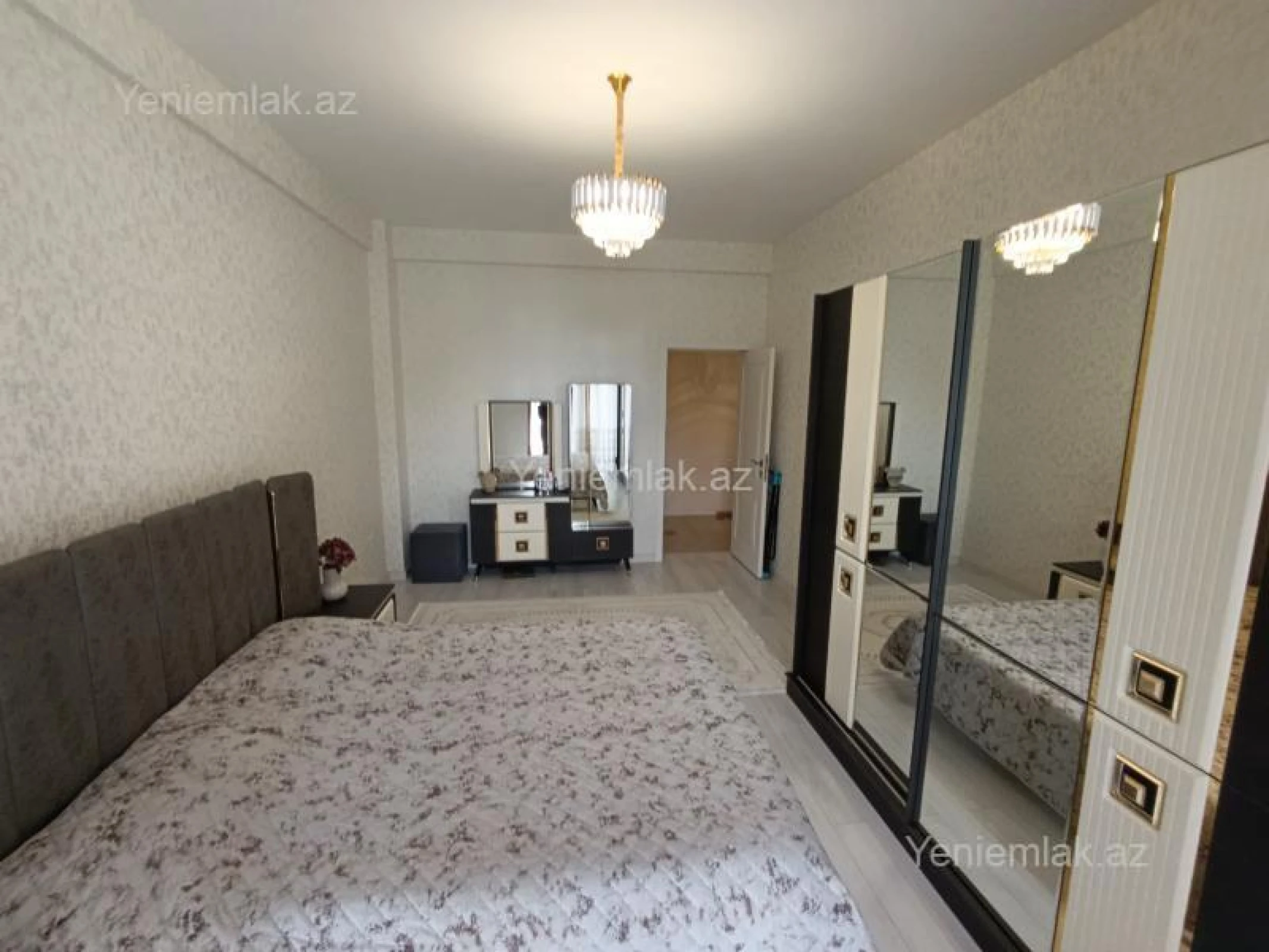 Satılır 3 otaqlı yeni tikili 94 m²