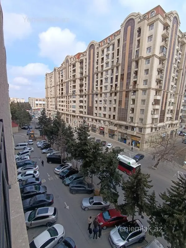 Satılır 3 otaqlı yeni tikili 94 m²