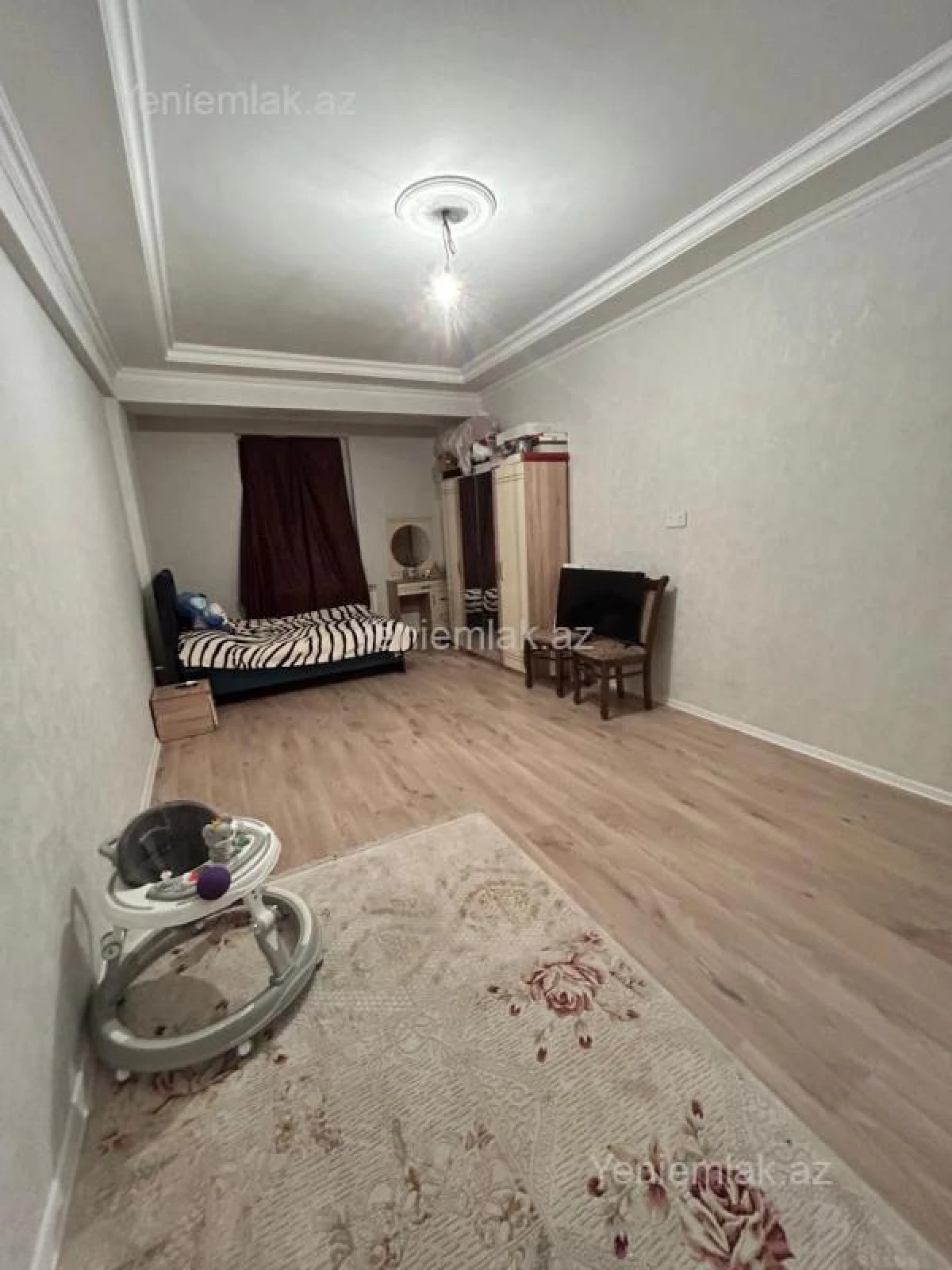 Satılır 1 otaqlı yeni tikili 70 m²